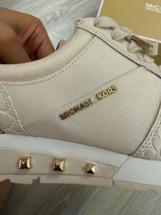 Adidasi Michael Kors noi în cutie mărimea 39