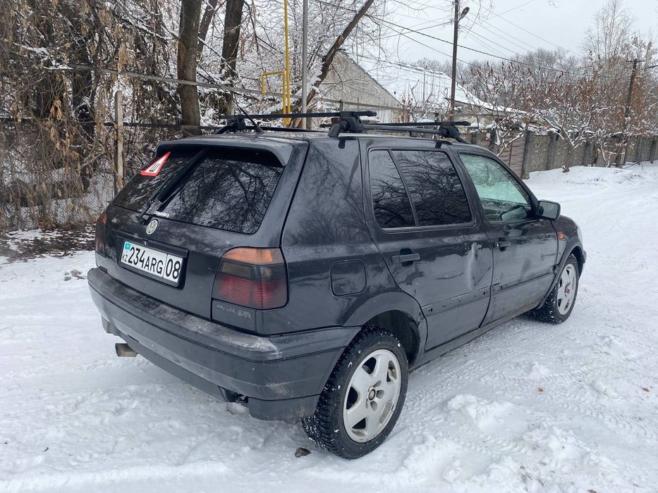 Гольф 3 на ходу,срочно