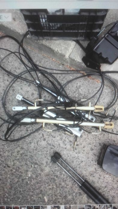 Pistonas plafon tetiere porbagaj decapotare slk r170 r171 cu montaj