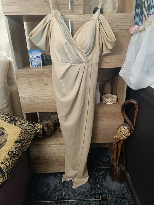 Официална рокля  за повод