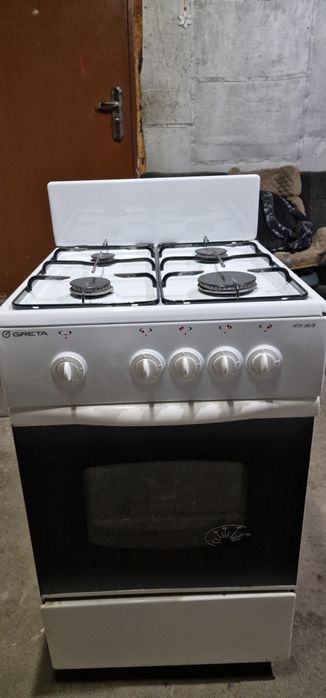 Продам! Газовую плиту.