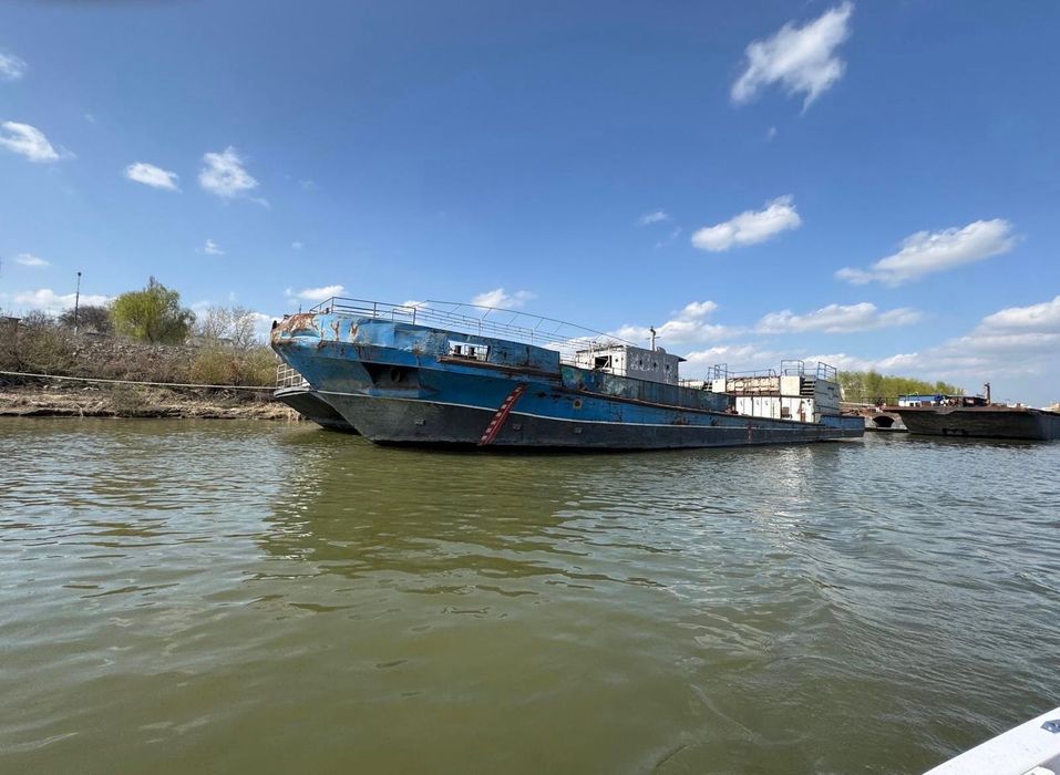 Ponton de acostare /Construcție plutitoare