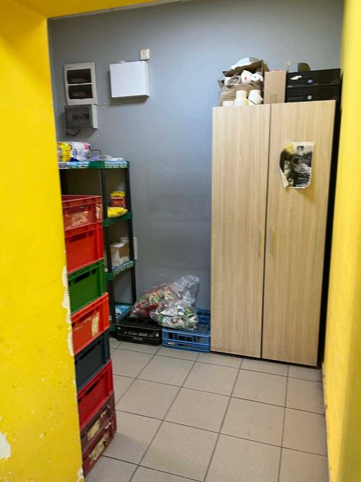 Продава се Магазин в Пирдоп - 605 кв.м за 274 €/кв.м - Снимка #7