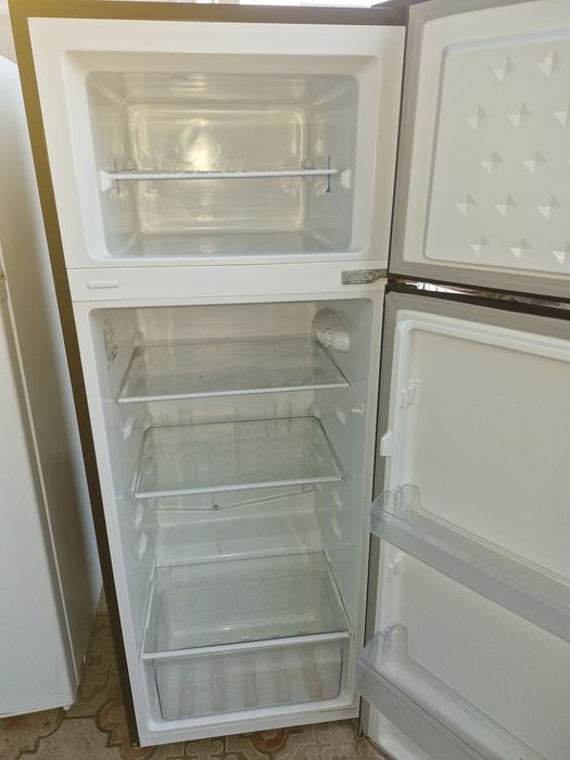 Холодильник сатылады