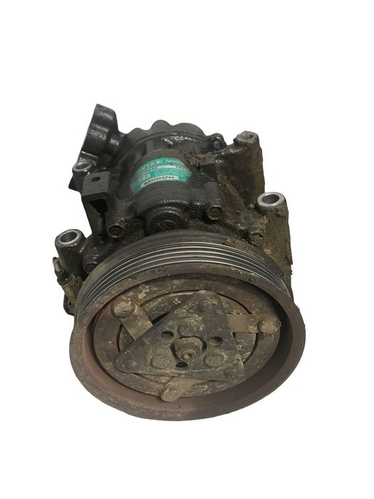 Compresor Ac Renault Symbol I [ 1998 - 2008 ] 1.4I 55Kw 8200315744