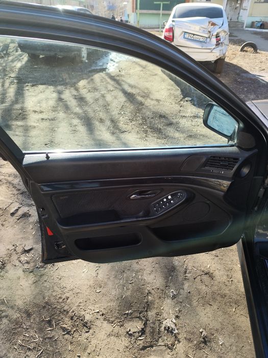 Продается БМВ е39