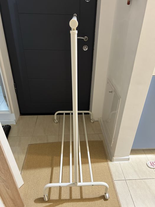 Vand stand haine Ikea