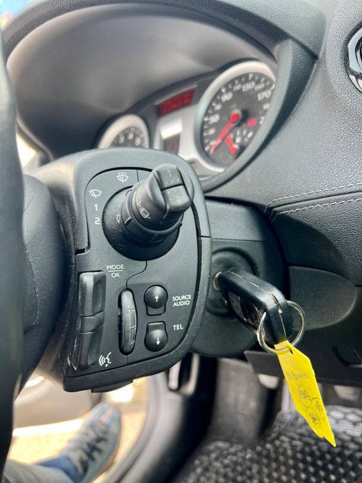 Renault clio, 1.2  , 103 cp, 2011(sport line)