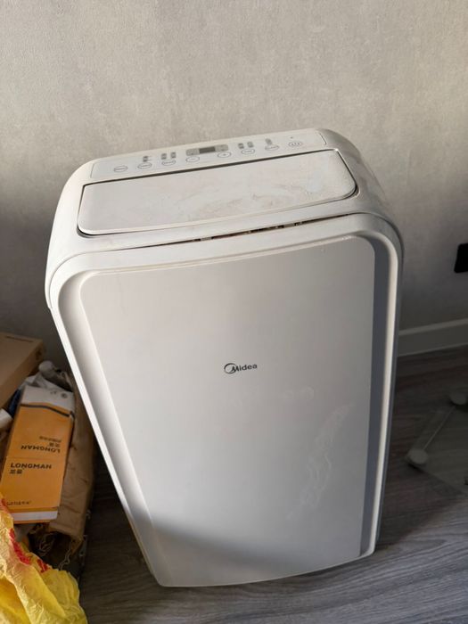 Напольный кондиционер MIDEA