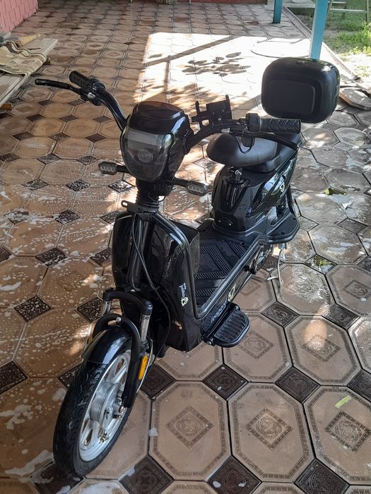 Продается Скутер LEOPARD MAX E9