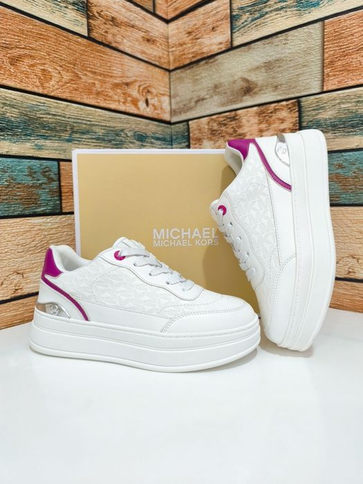 Calvin Klein/Tommy Hilfiger/Buffalo/Karl Lagerfeld