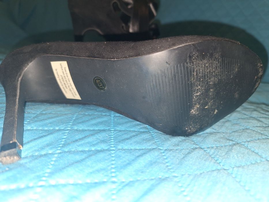 Pantofi eleganti