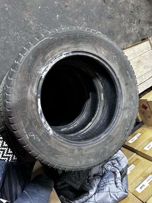 Продам резину 185/75/16 для газели
