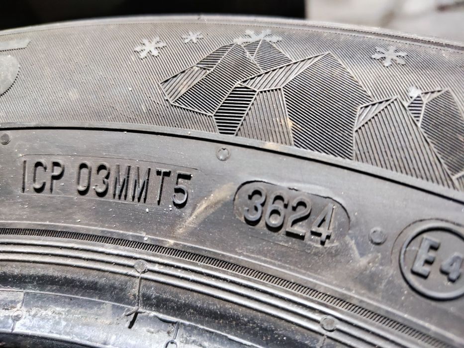 2 бр зимни 195/65/15 Semperit