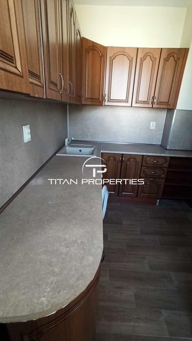 Дава се под наем Тристаен апартамент в Варна, Окръжна болница - 85 кв.м за 598.23 € - Снимка #2