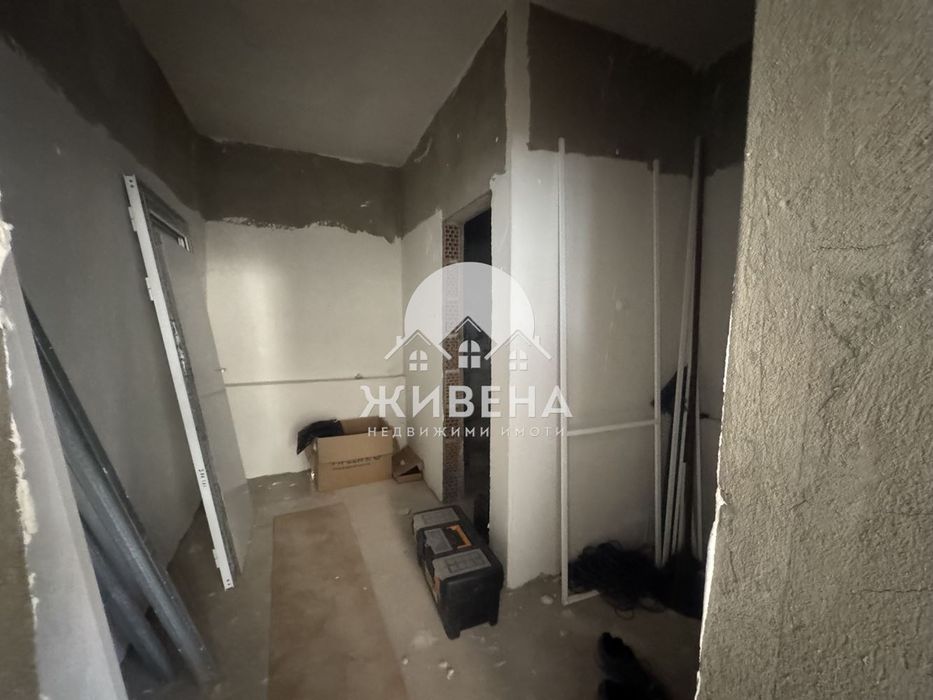 Дава се под наем Магазин в Варна, Лятно кино Тракия - 75 кв.м за 511 € - Снимка #4