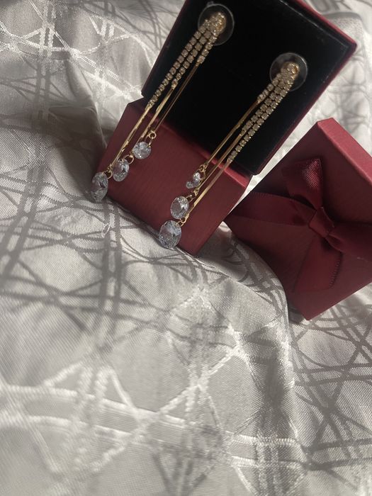 Серьги,бижутерия