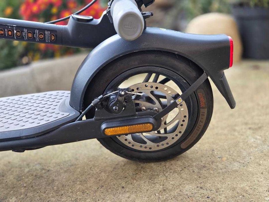 Trotineta electrica NINEBOT KickScooter F25E, 10 inch, negru, SEGWAY