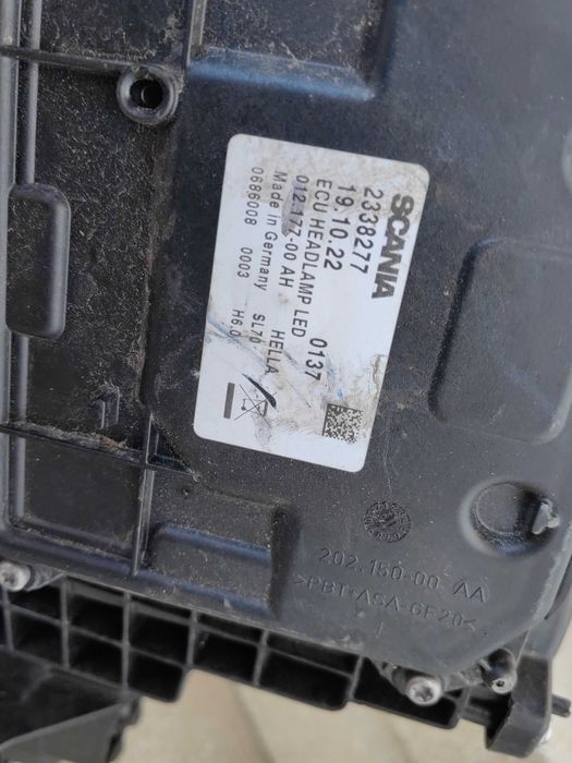 Фар Scania R/S LED ляв / Фар Сканиа / Фар Scania Оригинален