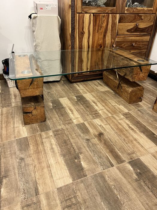 Уникална ръчно изработена маса