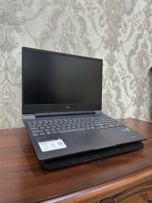 Продаю игровой ноутбук HP Victus 15.