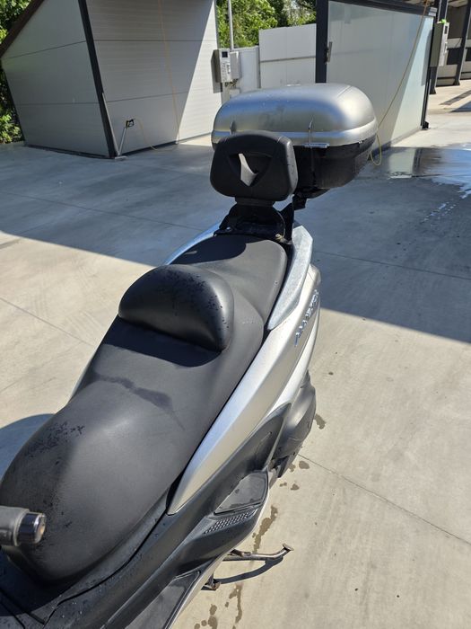 Yamaha majesty 400
