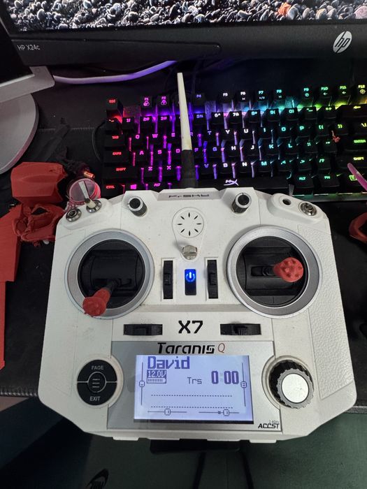 Se vinde drona fpv race