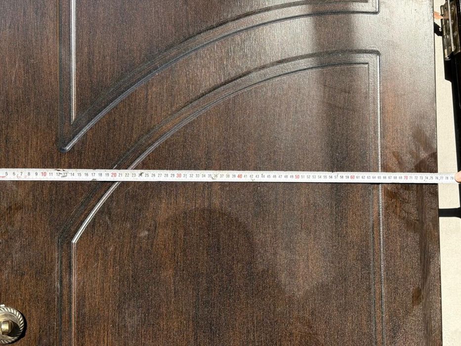 Двери межкомнатные б/у