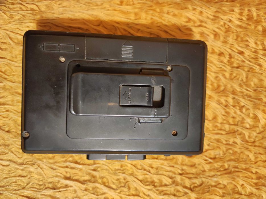 Уокмен- Bass Boost System