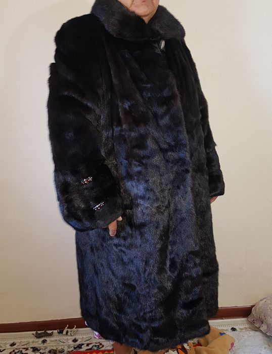 Норковая шуба(с этикеткой)
