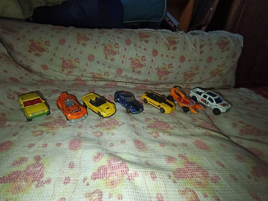 Продам Hotwheels