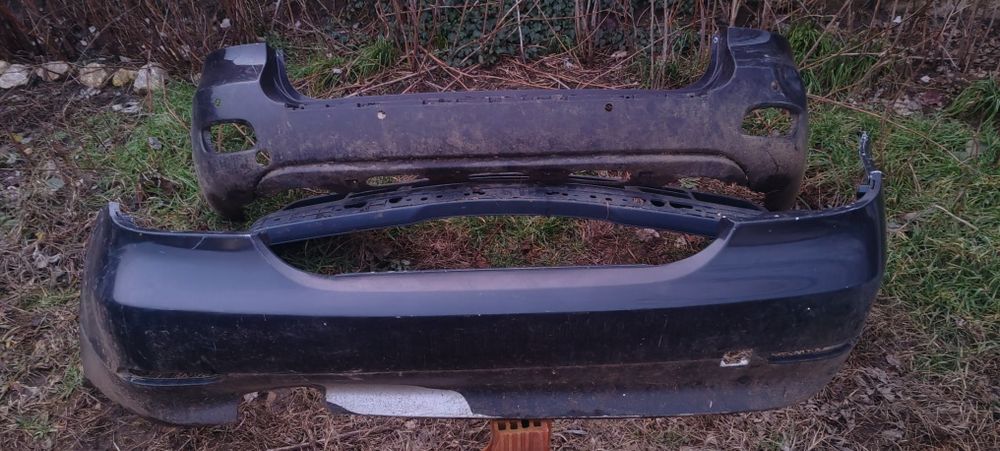 Lot bara fata bara spate mercedes bmw renault logan auris passat polo