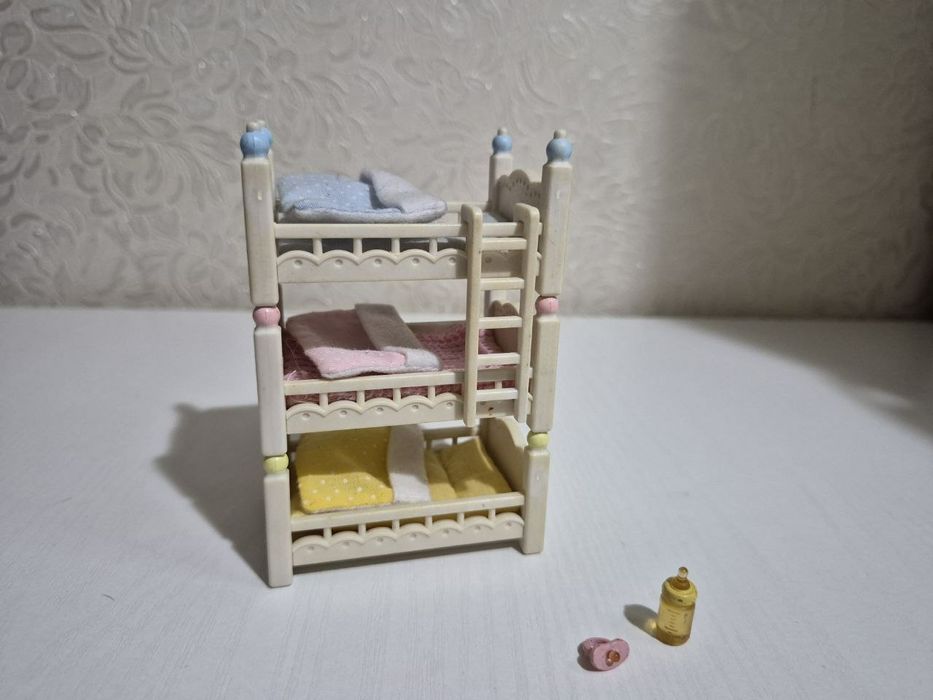 Продается Коллекция Sylvanian Families, без упаковки, цены разные