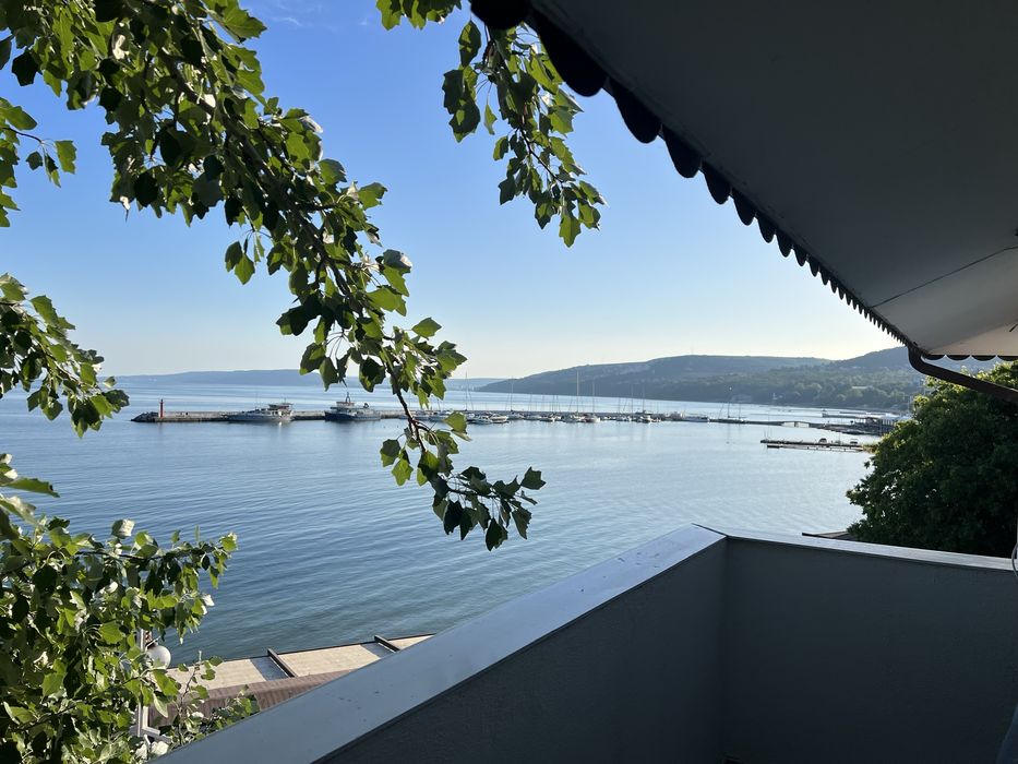 Апартамент на първа линия, Балчик, нощувки