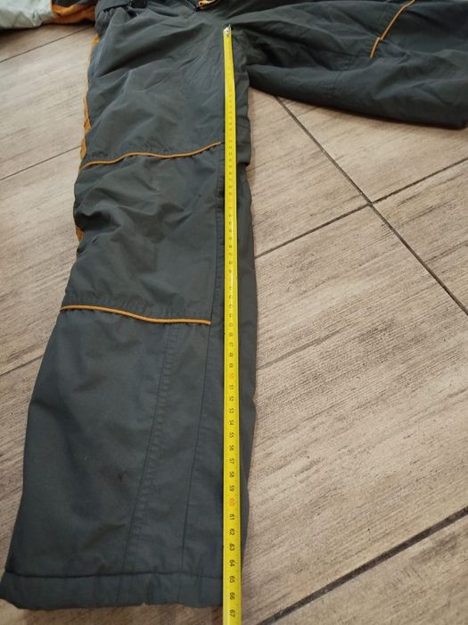 Combinezon mărimea 140