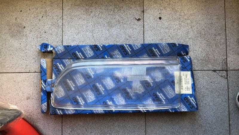 Стъкла за фарове Ford EscortT/FIESTA/SCORPIO/TRANZIT