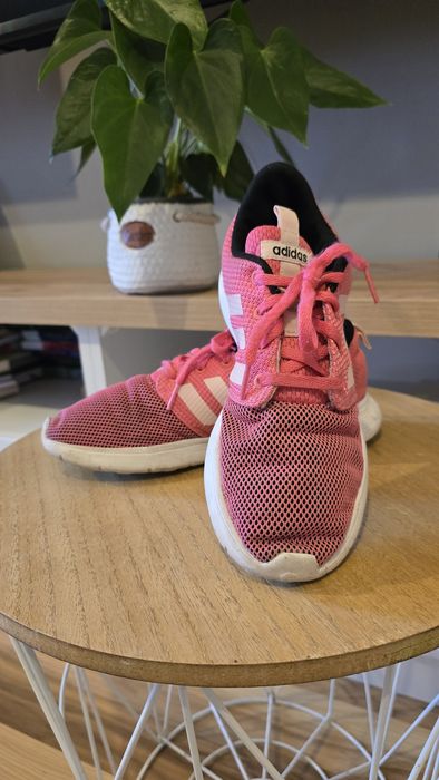 Маратонки  адидас размер 38 2/3