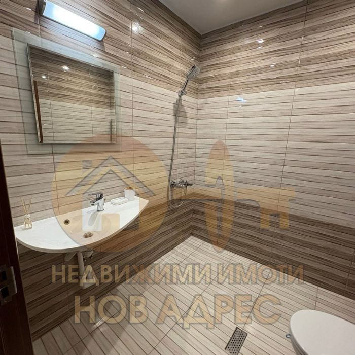 Дава се под наем Двустаен апартамент в Търговище, Център - 61 кв.м за 280.5 € - Снимка #5