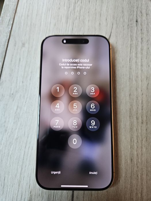 Schimbare Geam sticla display iPhone 14 pro 14 pro max 350 lei