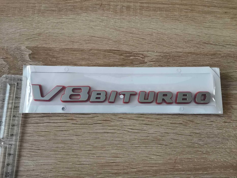 Mercedes Benz V8 Biturbo сребриста емблема с червен кант