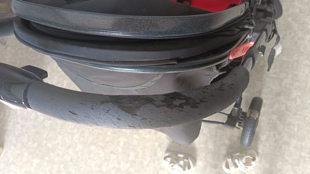 Продам коляску .