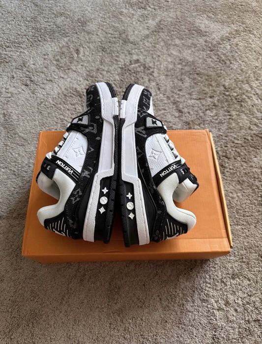 Louis Vuitton Trainers Black