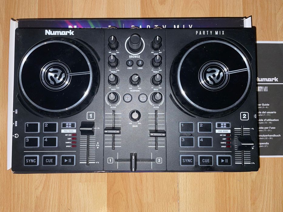 DJ контролер Numark Party Mix