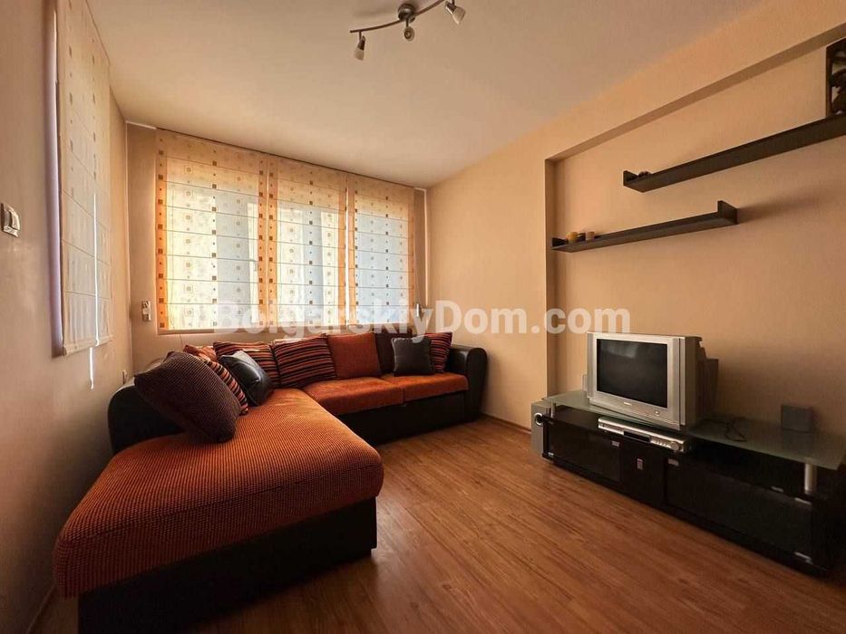 Продава се Къща в Бургас, Банево - 318 кв.м за 786 €/кв.м - Снимка #11