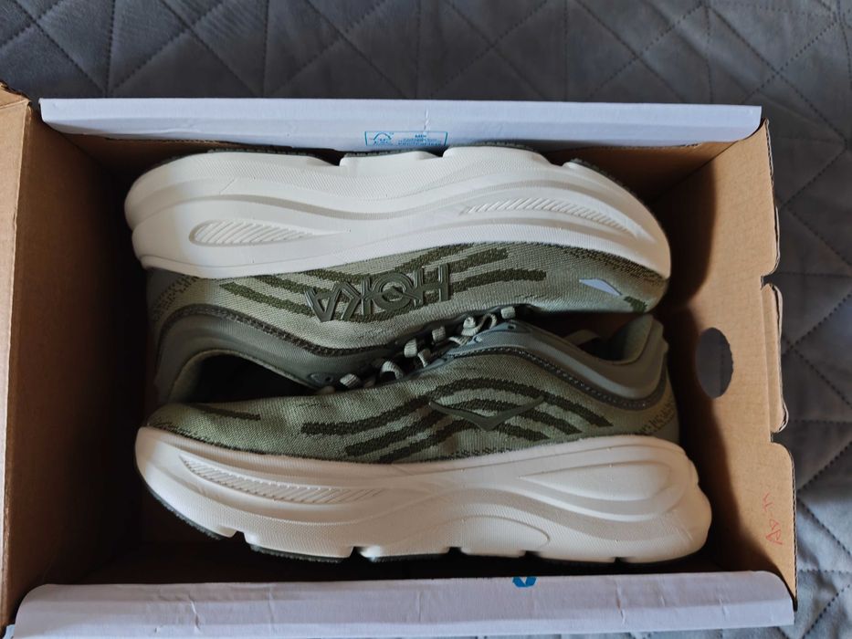 HOKA W Bondi 9 - Mărimea 39 1/3 (24.5 cm)