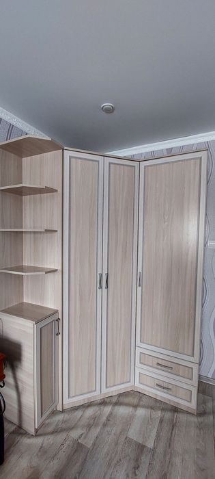 Платяной шкаф для одежды