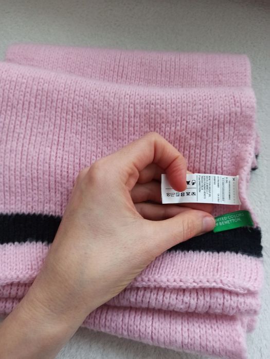 Шапка, барета, ръкавици, шал