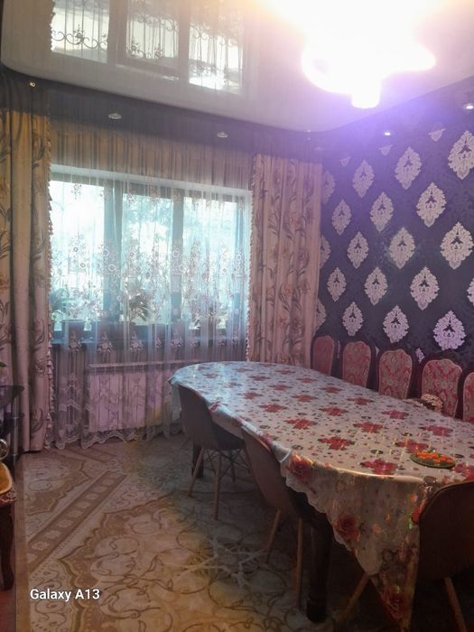 Продам квартиру трёхкомнатную