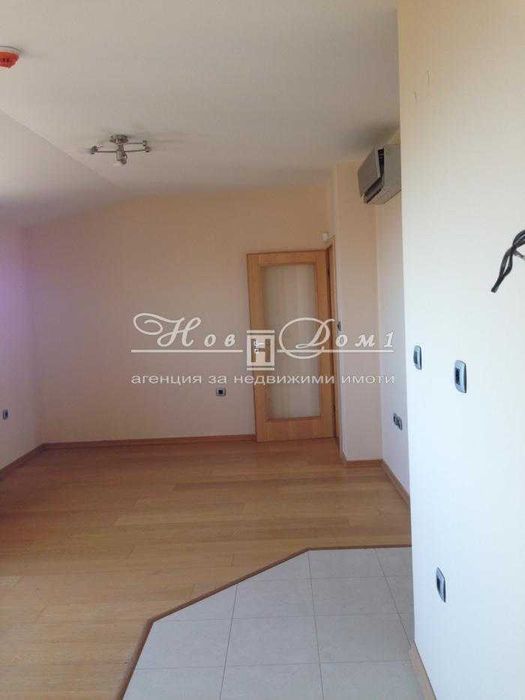 Продава се Тристаен апартамент в Варна, Галата - 158 кв.м за 1254 €/кв.м - Снимка #5