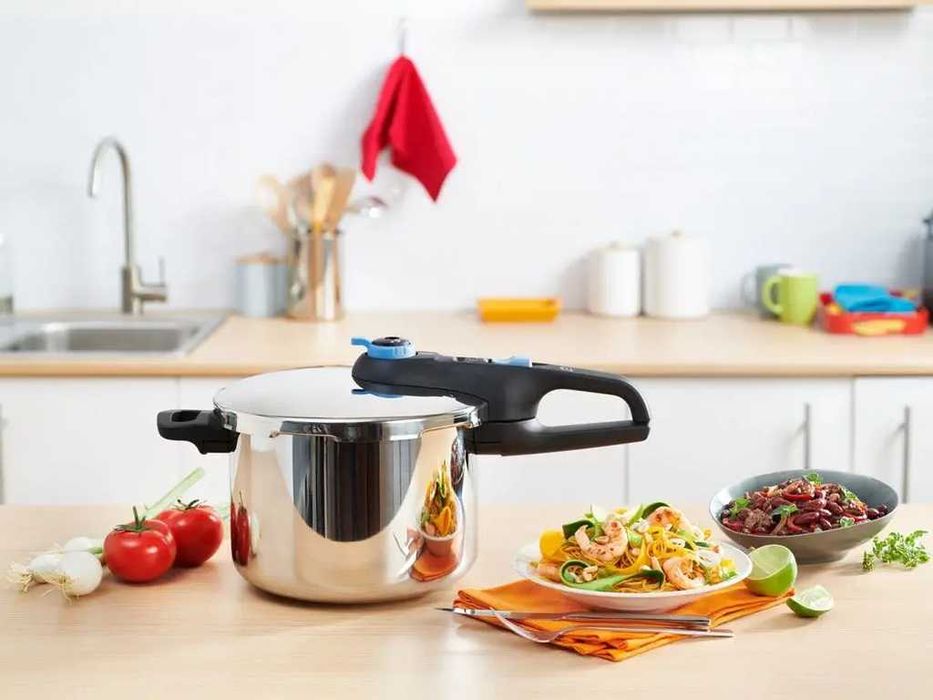 НОВИ! Тенджера под налягане Tefal 6 литра